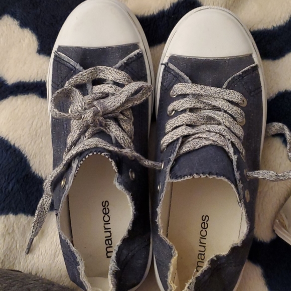 Maurices jeans sneakers - Picture 3 of 4